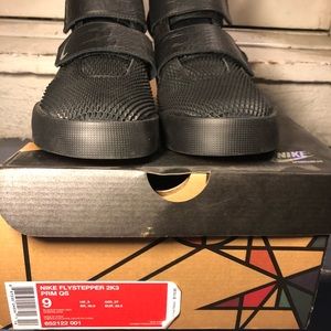 Brand new Nike Flystepper 2K3 PRM QS